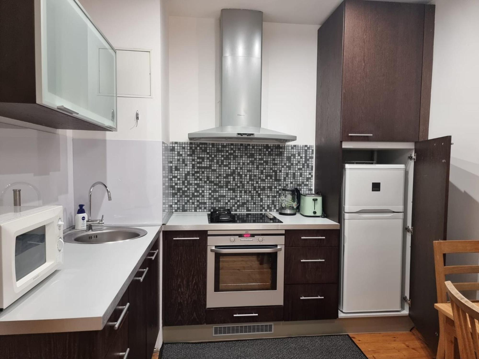 City Inn 2 Bedroom Apartment Next To City Hall With Parking Ryga Zewnętrze zdjęcie